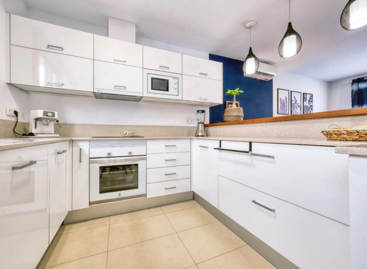 Casa Bleu 2 Floors ,2 Bedrooms ,Equipped Kitchen ,Balcony ,Terrace And Grill Puerto Calero Exterior foto